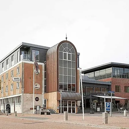 Skjern Hotel 3*